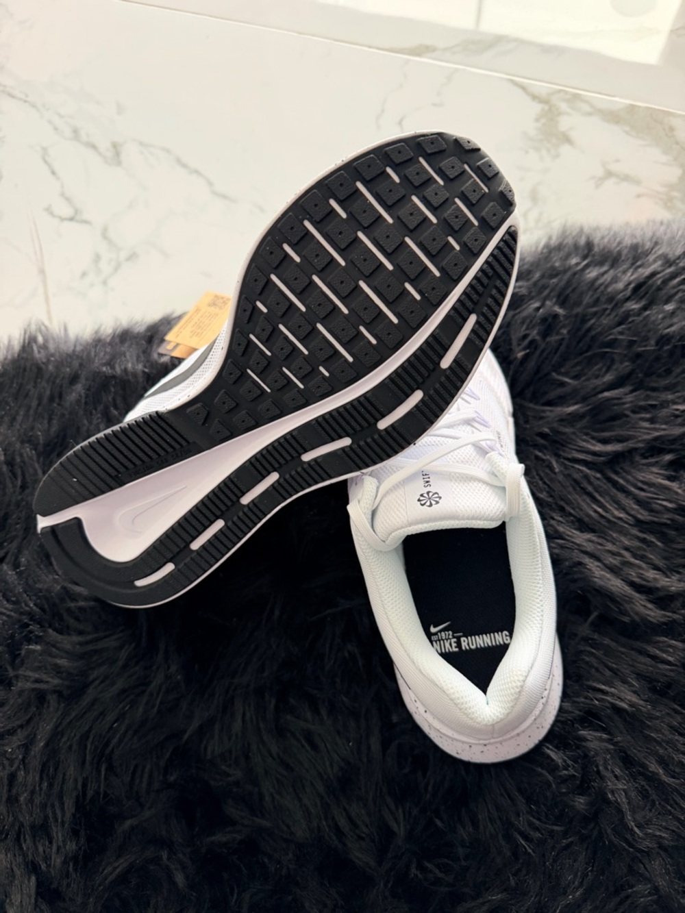Nike Run Swift 3 SE - Picture 8 of 9